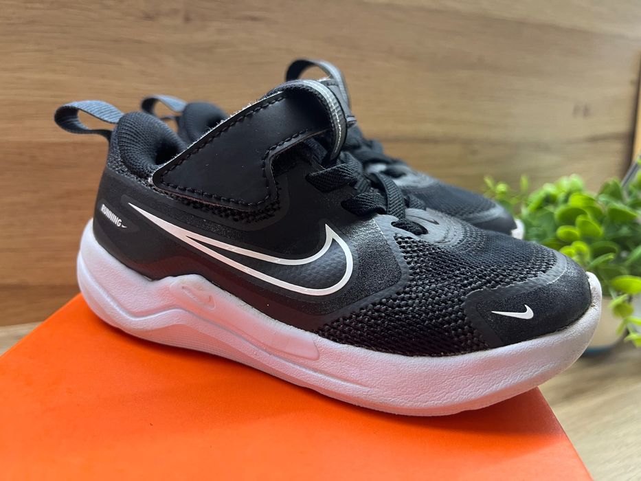 Детски маратонки Nike cosmic runner