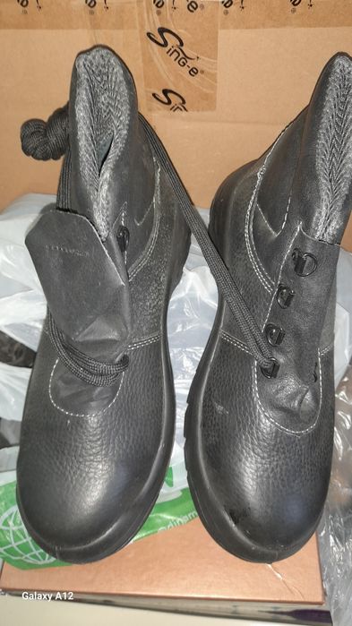 Рабочие ботинки новые