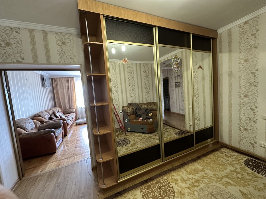 Продается шкаф-купе