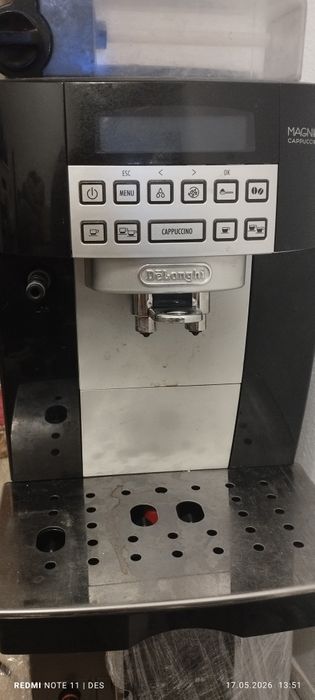 Продам кофемашину Delonghi