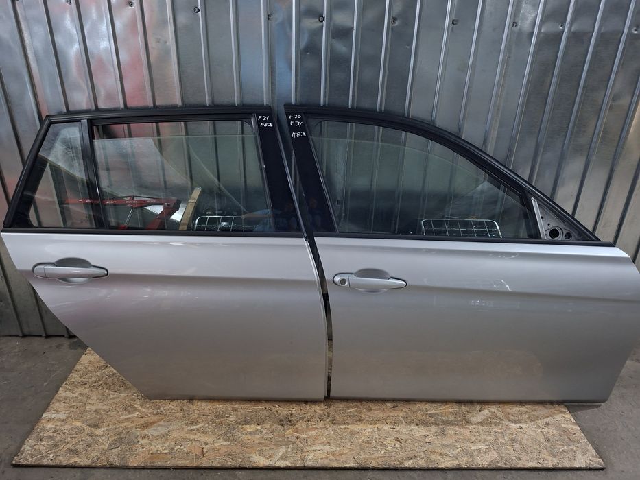 Usa fata BMW F30 F31 spate BMW F31 culoare A83 Glacier Silver Matallic