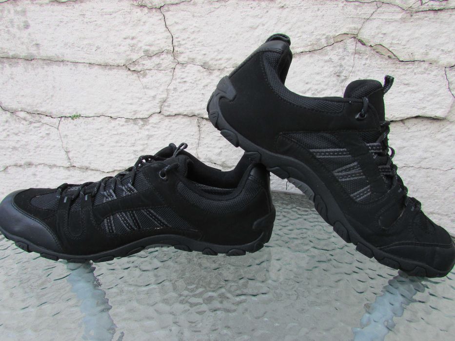 Мъжки туристически обувки Gelert Rocky