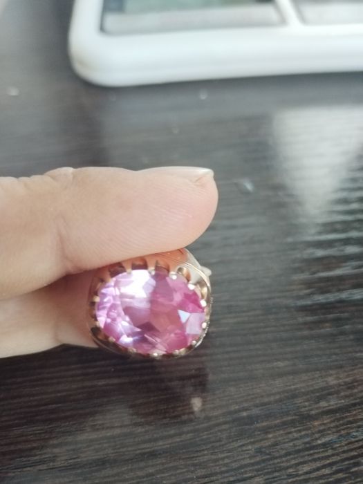 Винтажное золотое кольцо.