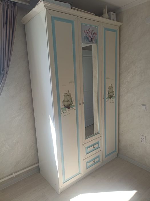 Продам детский шкаф