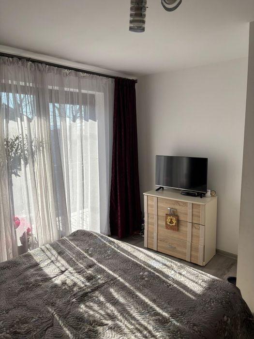 Casă/apartament tip duplex 4 dormitoare + dependințe.