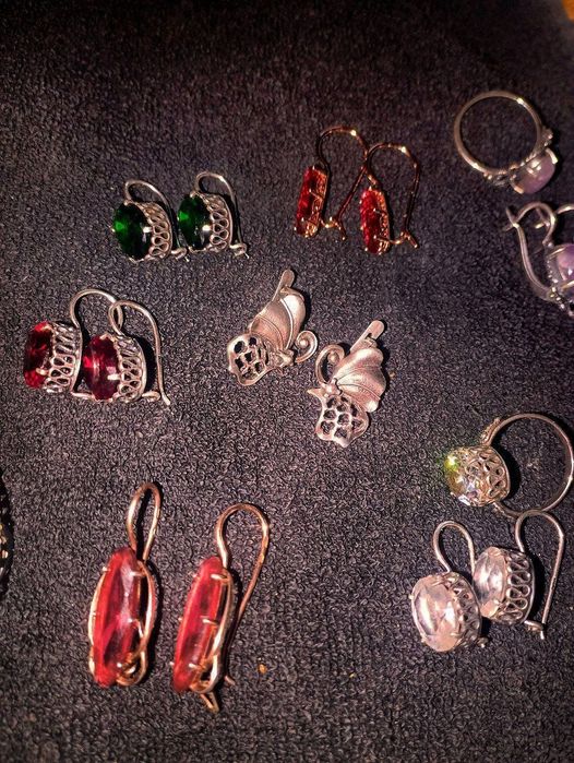 Продам советские серьги