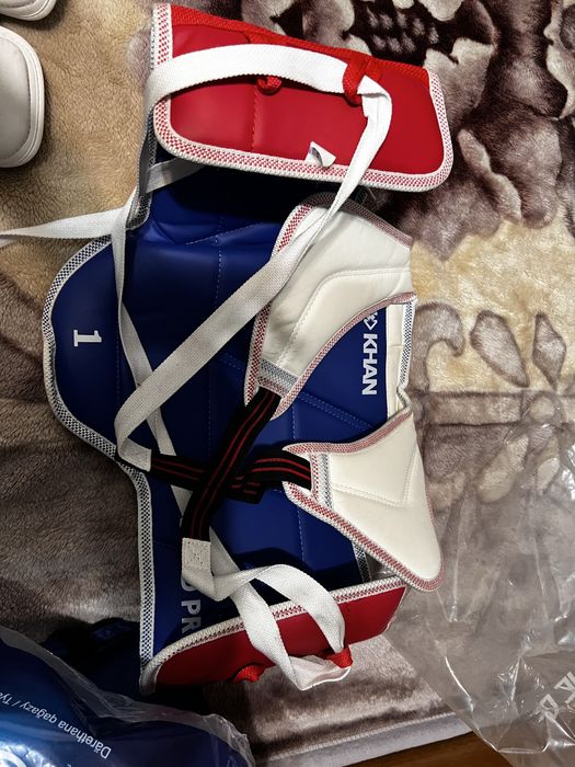 Продам амуницию для таэквандо.