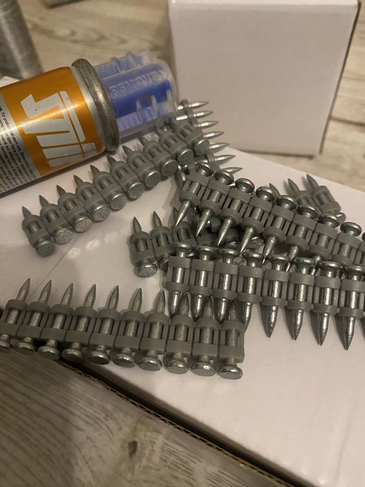 Cuie si Gaz pentru pistol Spit Pulsa, RawlPlug, Wurth, Toua!!