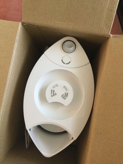 НОВА!!! Електрическа кана KENWOOD