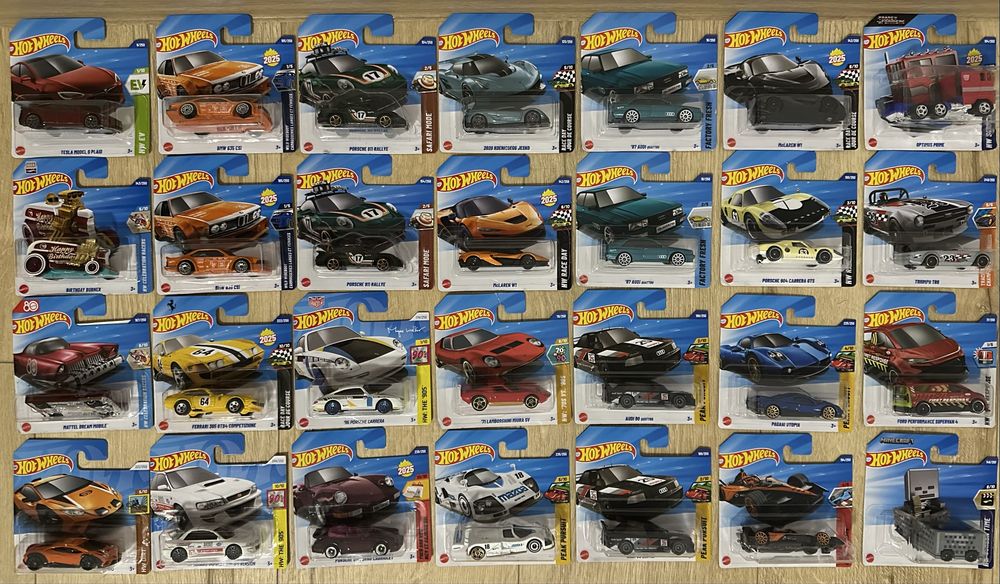 Hot wheels Ferrari Porsche BMW Mercedes Audi Tesla Treasure Hunt TH