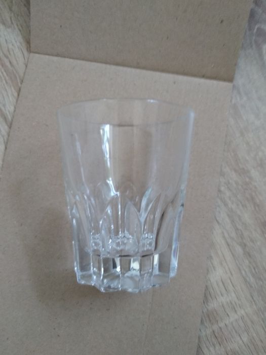 Уникален  подарък за Коледа-италиянски комплект-гарафа и 6 чаши