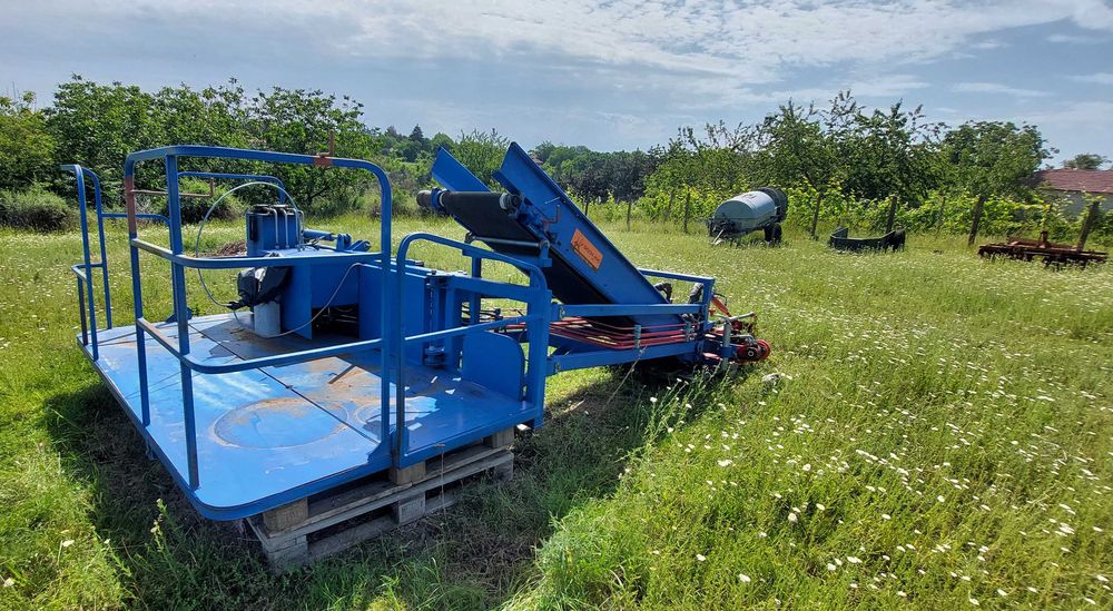 Косачка за лавандулa