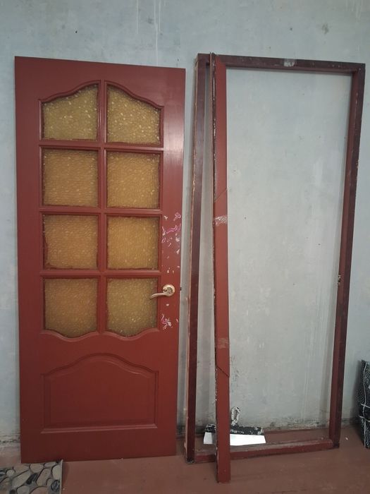 Отдам даром двери б/у.