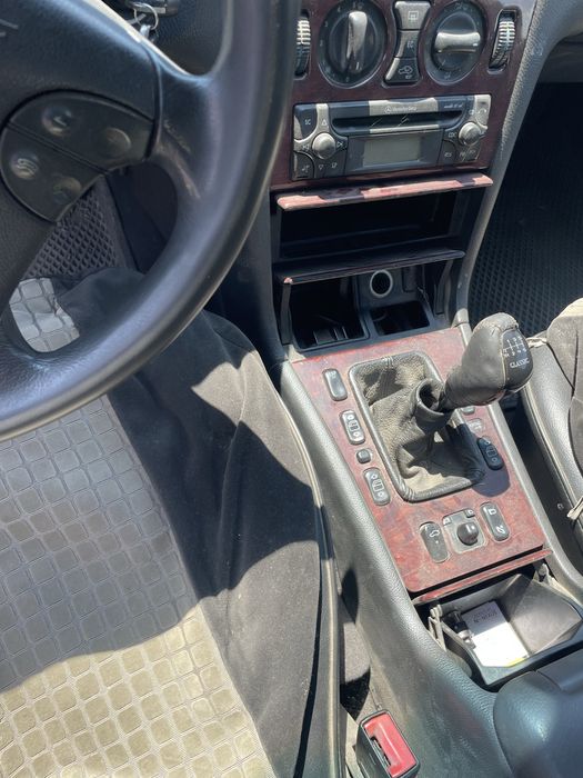 Mercedes-benz w210 E270