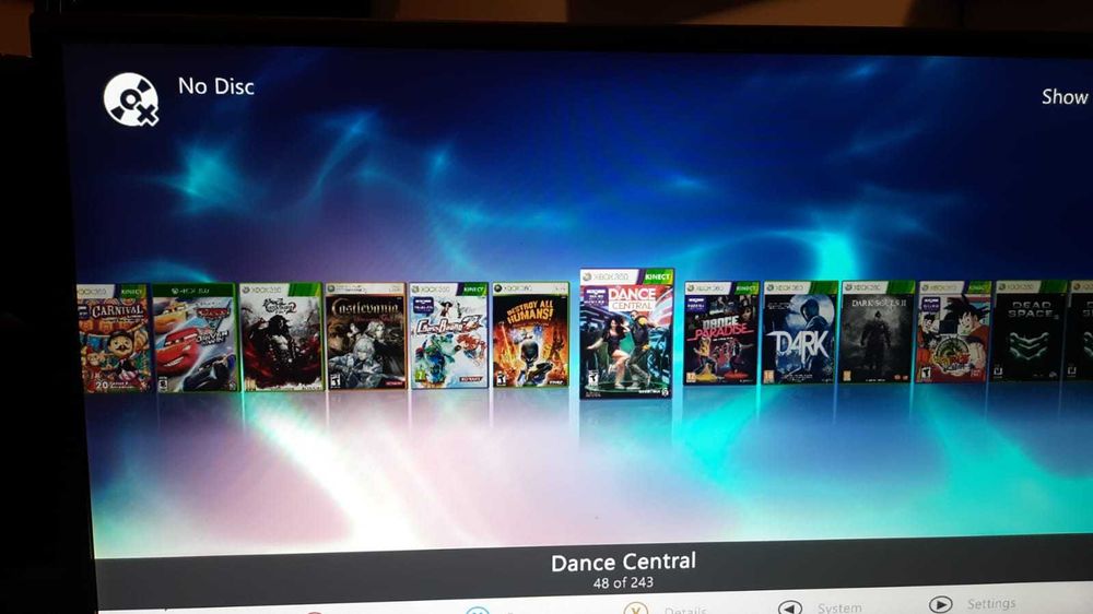 Xbox 360 E modat RGH3 cu HDD 1 TB  peste  200 de jocuri