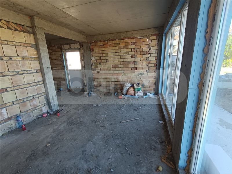 Продава се Къща в Бяла - 150 кв.м за 1294 €/кв.м - Снимка #2