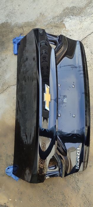 Monza bagaj va ramasi monza eshik krelo matori va hamma zapchasi mavju