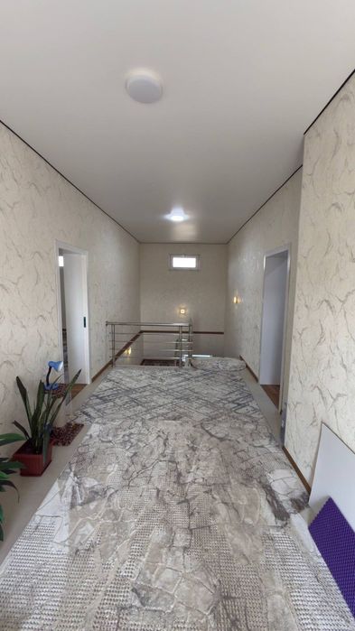 Фаргона коттедж сотилади