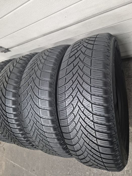 Anvelope semperit 215/65/16