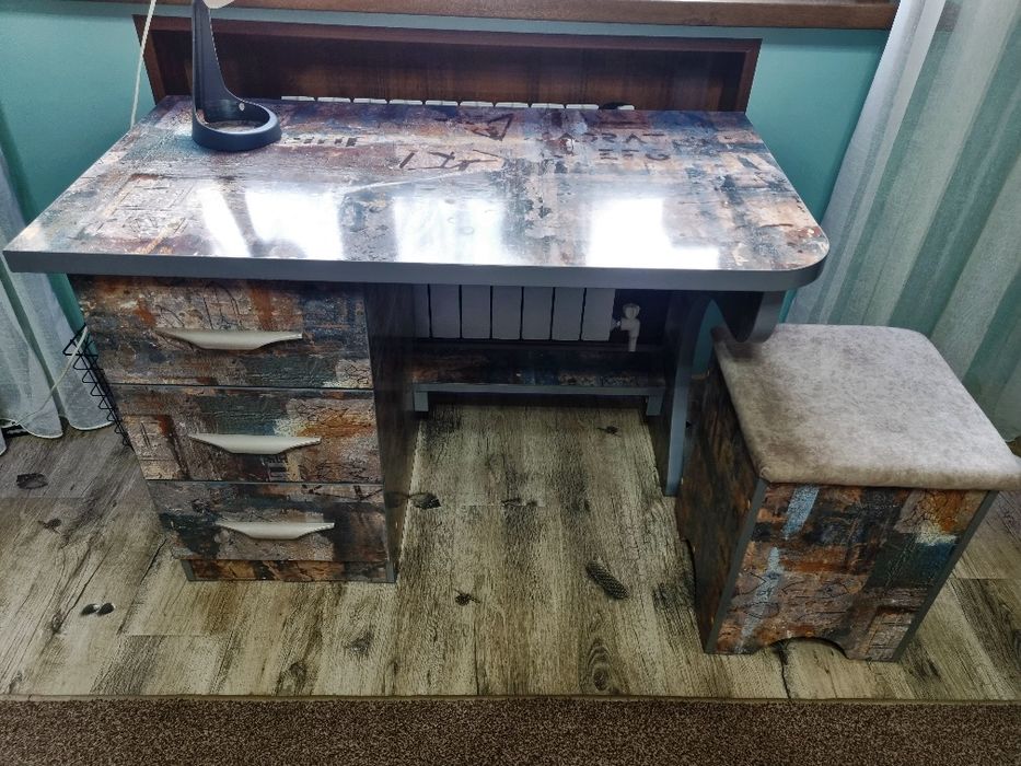 Детская мебель, гарнитур в комнату мальчика