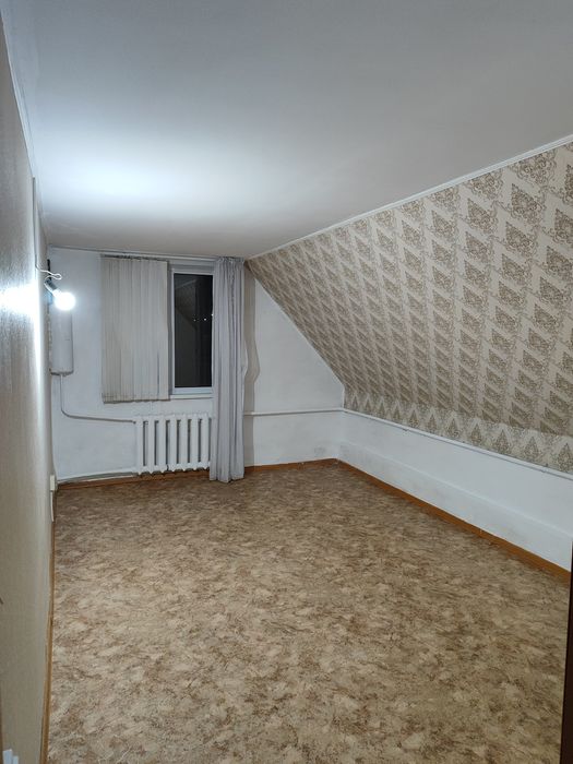 Продам часть мансардного дома. Дом