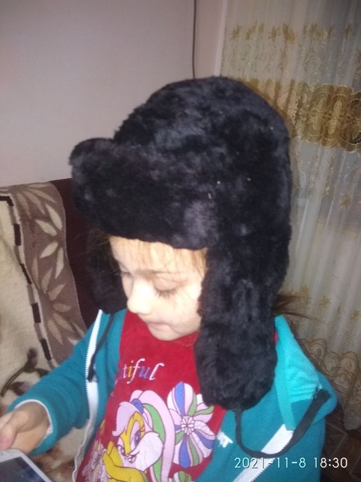 Продаются меховые шапки