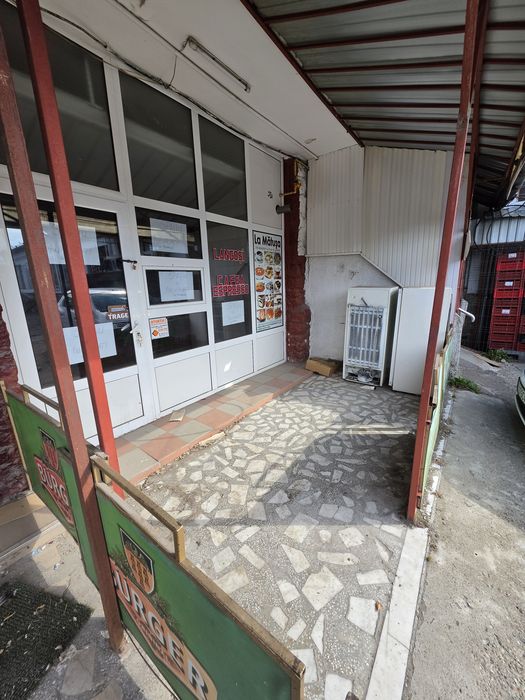 Spațiu comercial de închiriat – Piața Centrală – 1.300 lei/lună