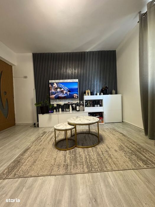 Apartament 2 camere, decomandat, etaj intermediar-Zimbru