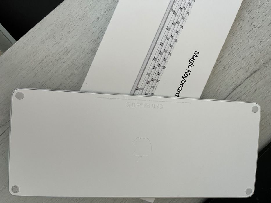 Magic Keyboard Чисто нова!