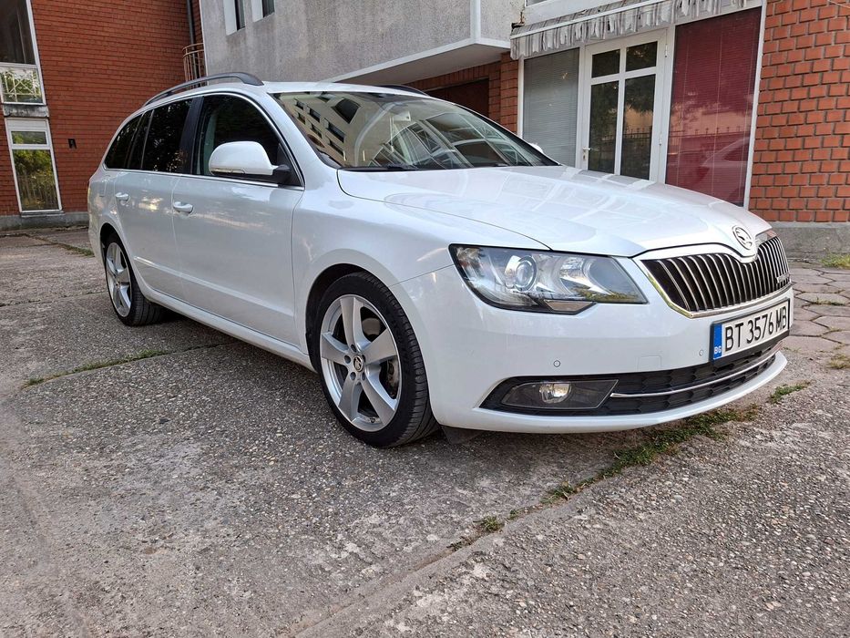 SKODA SUPERB 1.6TDI Обслужена, ЧИП, Сервизна история, Отлично състояние