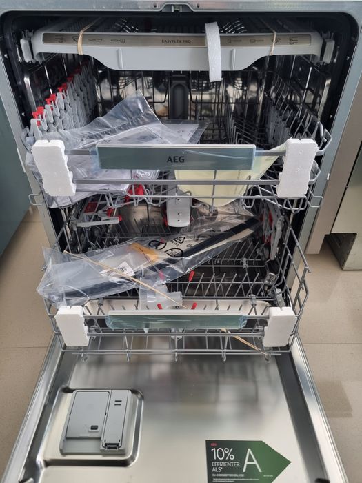 Съдомиялна машина за пълно вграждане AEG 9000 (Flexibility)