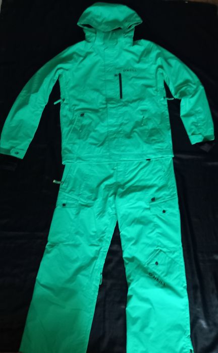 O'Neill ски/сноуборд екип M/L
O'Neill ски/сноуборд екип M/L