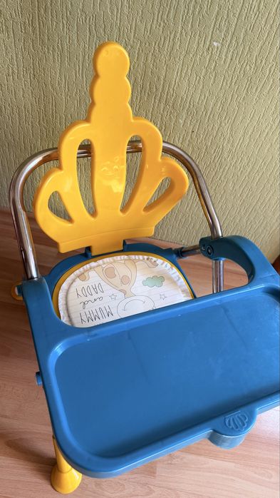 Продам детский стульчик со столиком