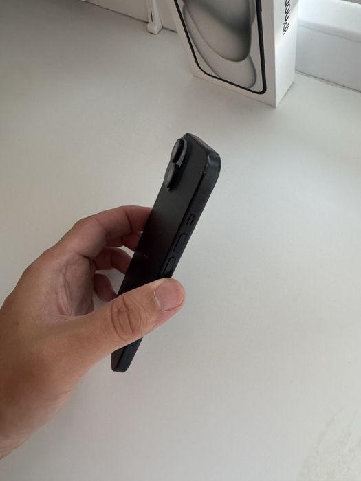 Продам Iphone 15, 128gb