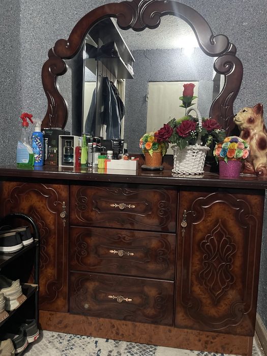 Trimo sotiladi xolati alo yangidek qirilgan silingan joyi yoq