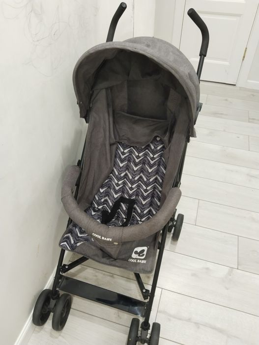 Продам коляску трость