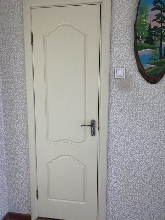 Двери продаю срочно