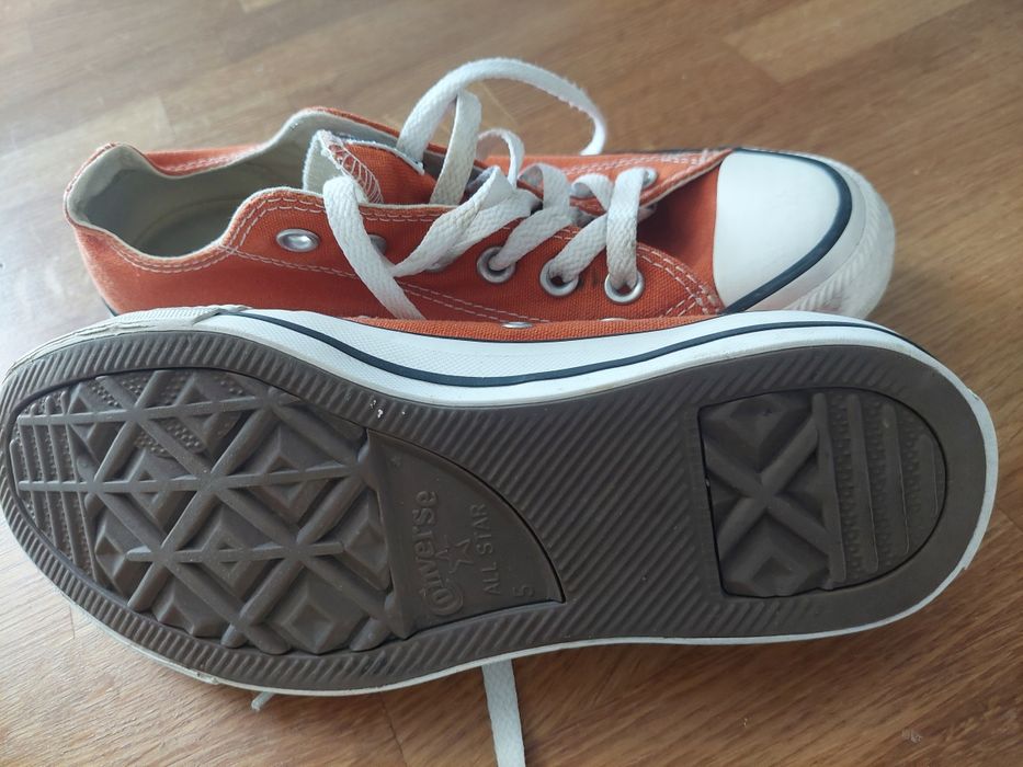 Кецоне Converse, оранжеви, новер 37,5, 24см стелка