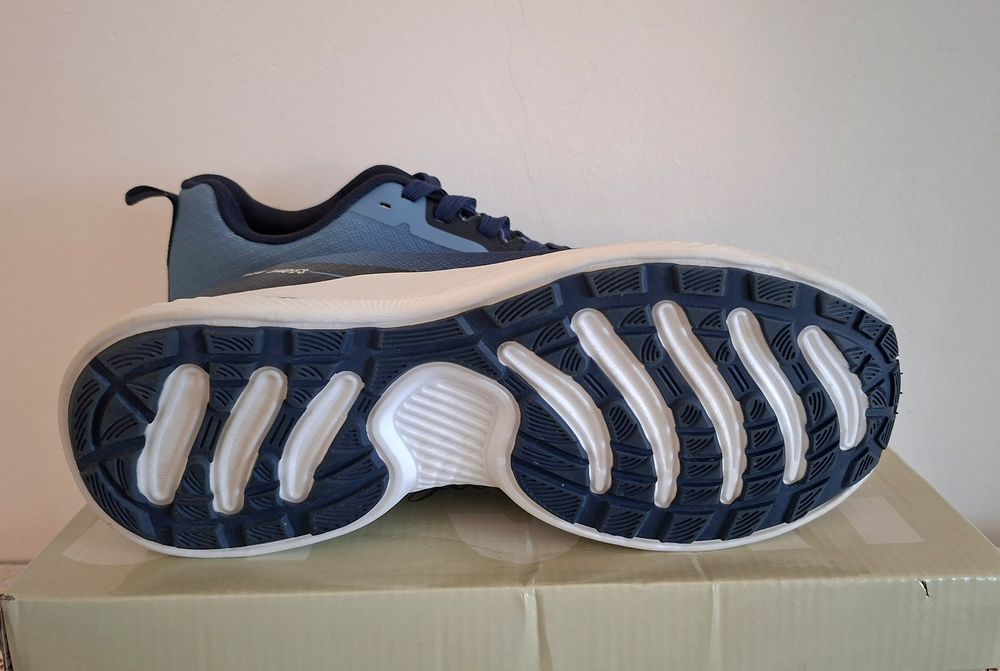 Мъжки маратонки нови 42, стелка 27см