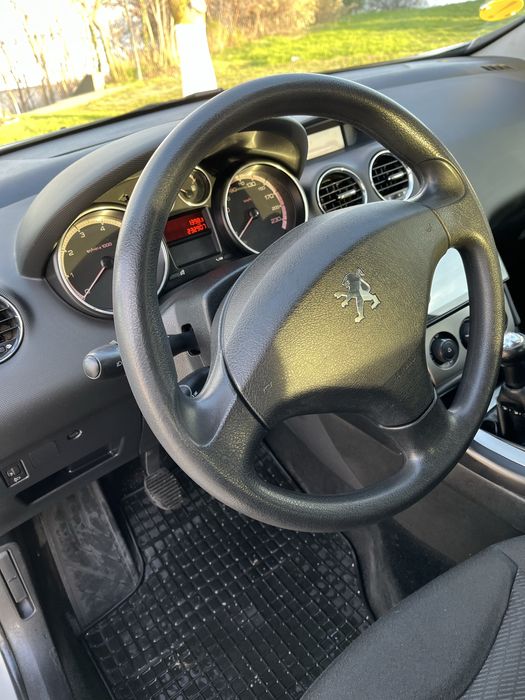 Se vinde pegeout 308