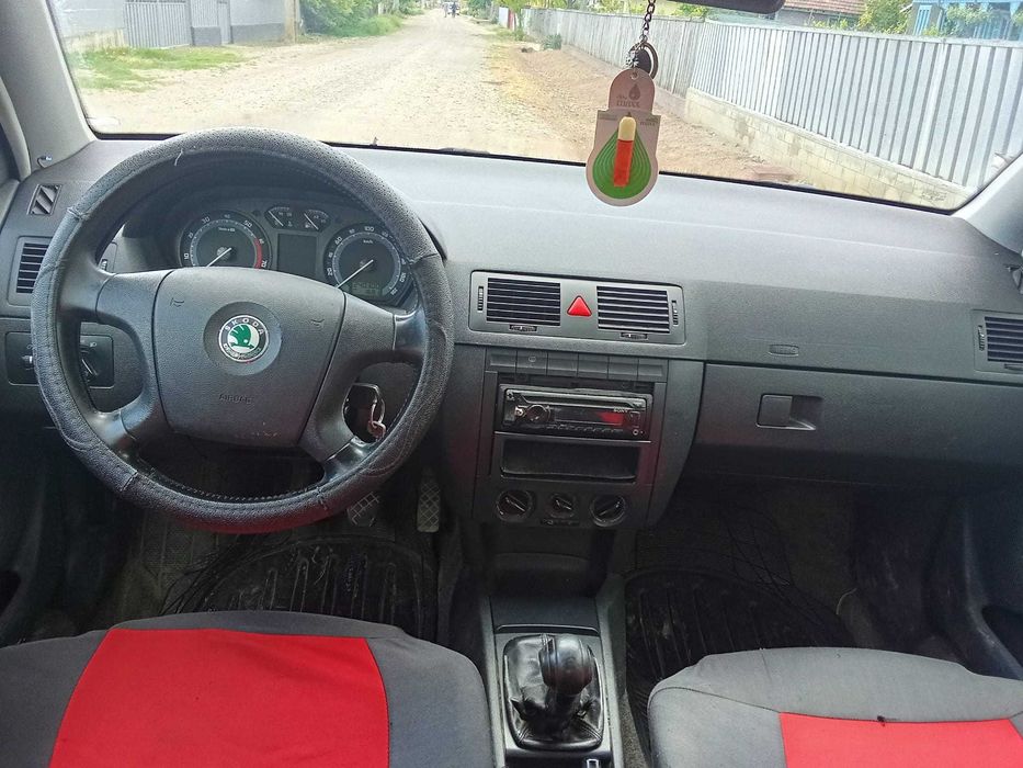 Skoda Fabia 2007 1.2 benzină