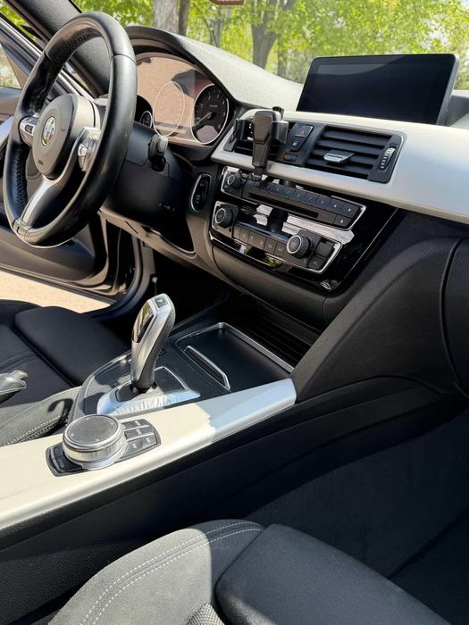 Vând BMW F30 ,2.0 ,2016