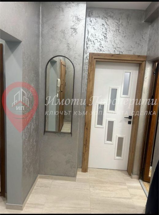 Дава се под наем Тристаен апартамент в София, Център - 110 кв.м за 1296.42 € - Снимка #11
