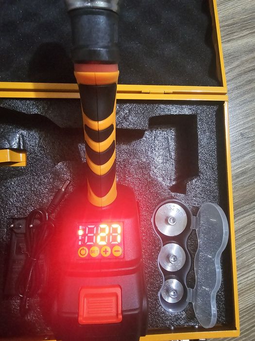 Аккумуляторный паяльник Ubay