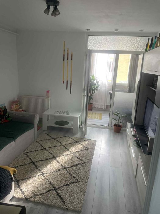 Garsonieră de vânzare