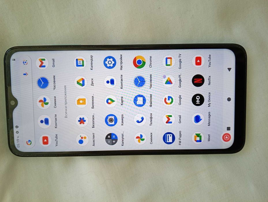Продавам Nokia g22