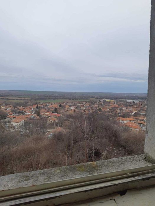 Сграда/ бивша детска градина !