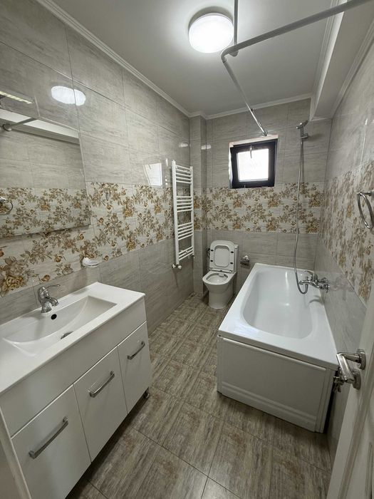 De inchiriat 2 camere loc de parcare privat 380EUR Mamaia-Sat Lidl