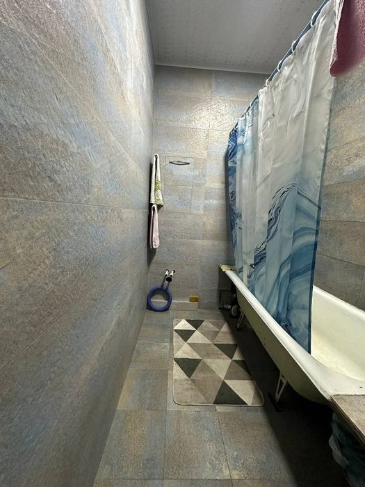 3/6/9. Сергели 3. Квартира 70 м², дом панельный. Метро "Turon" - 150 м
