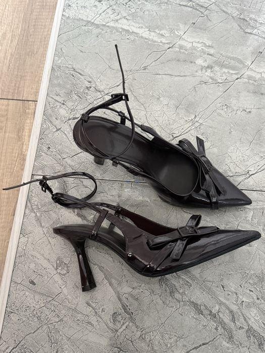 Туфельки Stradivarius